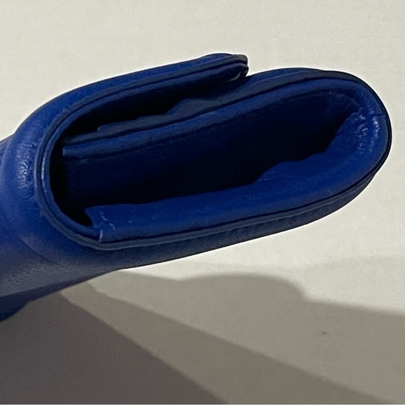 Tory Burch Blue Wallet Amanda Envelope - Picture 6 of 10